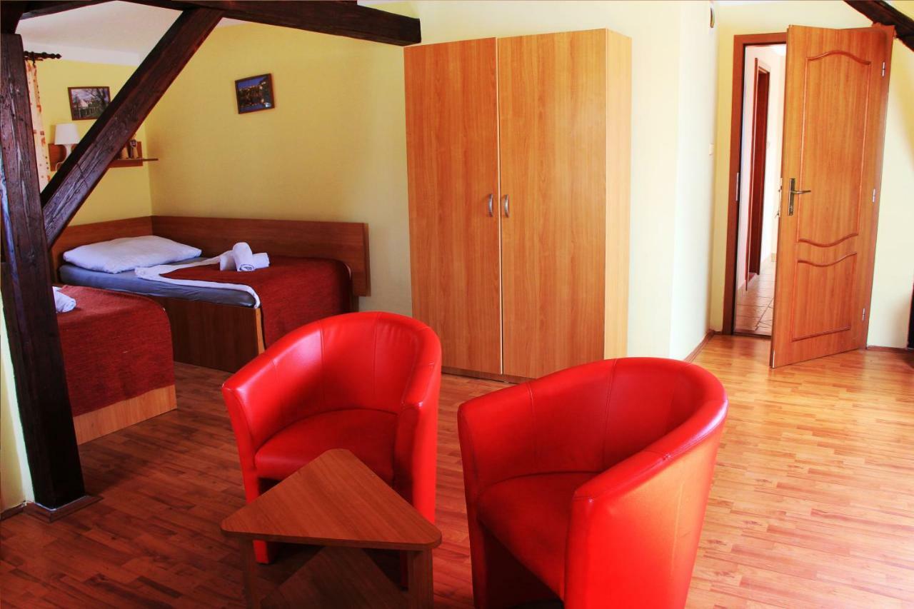 Penzion Relax Kadan Ngoại thất bức ảnh