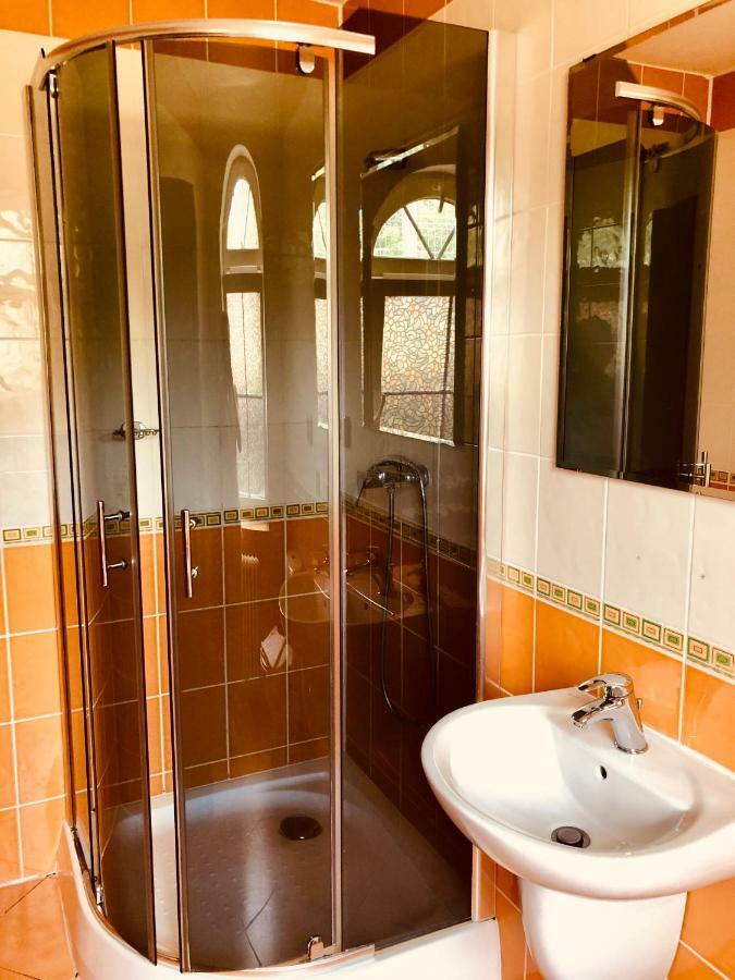 Penzion Relax Kadan Ngoại thất bức ảnh